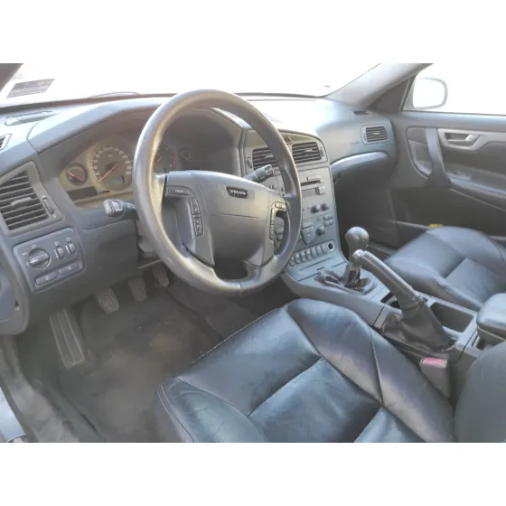 VOLVO V70 FAMILIAR '2002 2.3 20V TURBO CAT GRIS