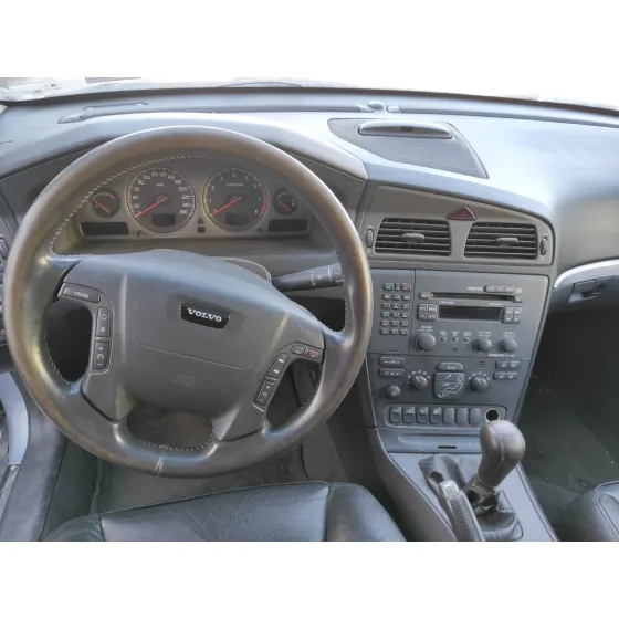 VOLVO V70 FAMILIAR '2002 2.3 20V TURBO CAT GRIS