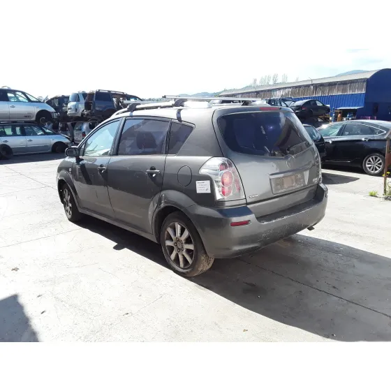 TOYOTA COROLLA VERSO (R1) '2005 * GRIS