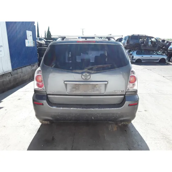 TOYOTA COROLLA VERSO (R1) '2005 * GRIS