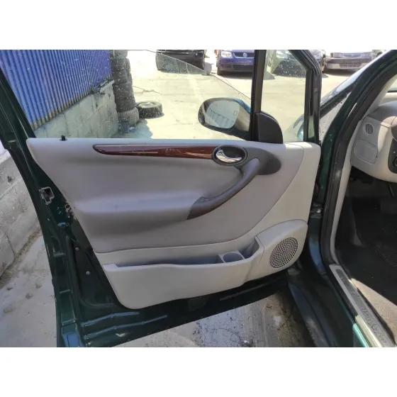 MERCEDES CLASE A (W168) '2002 1.9 CAT VERDE OSCURO