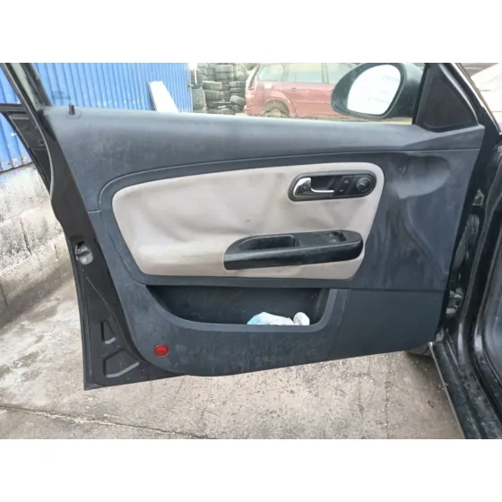 Seat IBIZA III (6L1) 2002