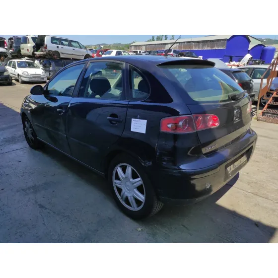 SEAT IBIZA (6L1) '2002 1.4 16V NEGRO