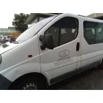 RENAULT TRAFIC COMBI (AB 4.01) RENAULT TRAFIC COMBI (AB 4.01) '2004 1.9 DIESEL BLANCO 2001