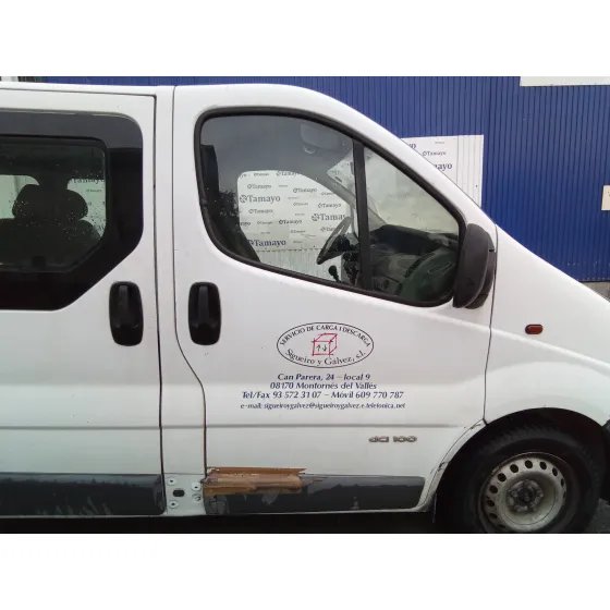 RENAULT TRAFIC COMBI (AB 4.01) '2004 1.9 DIESEL BLANCO