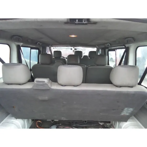 RENAULT TRAFIC COMBI (AB 4.01) '2004 1.9 DIESEL BLANCO
