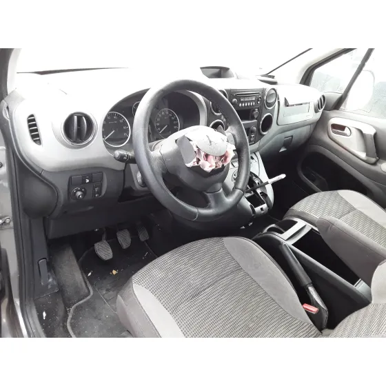 PEUGEOT PARTNER KOMBI '2009 * GRIS OSCURO