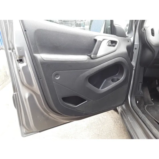 PEUGEOT PARTNER KOMBI '2009 * GRIS OSCURO