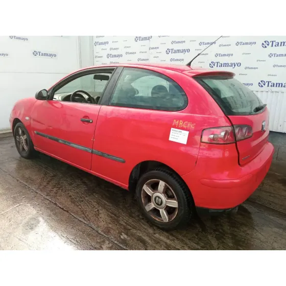 SEAT IBIZA (6L1) '2002 1.4 16V ROJO