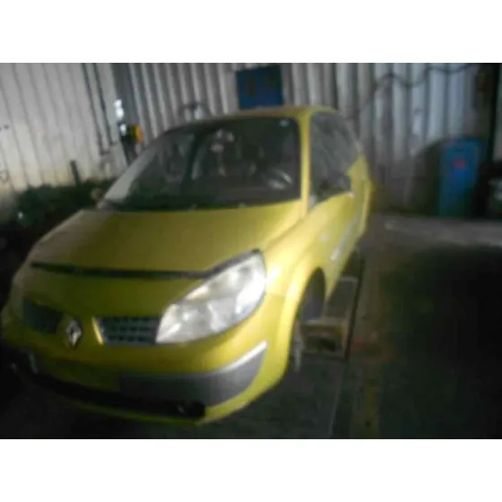 RENAULT SCENIC II '2004 1.9 DCI DIESEL VERDE