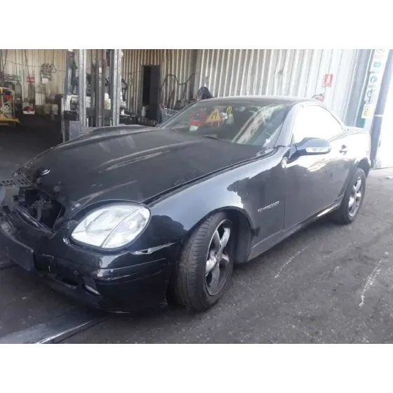 MERCEDES CLASE SLK (W170) ROADSTER '2003 2.0 COMPRESOR CAT NEGRO