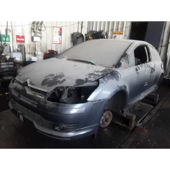 CITROEN C4 BERLINA '2005 * GRIS OSCURO