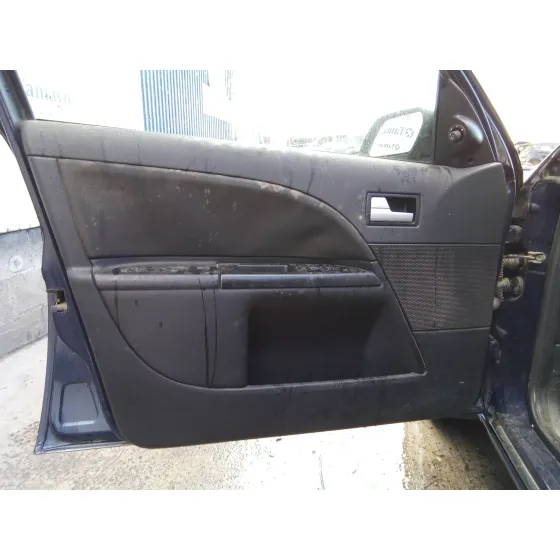 FORD MONDEO BERLINA (GE) '2001 1.8 CAT AZUL