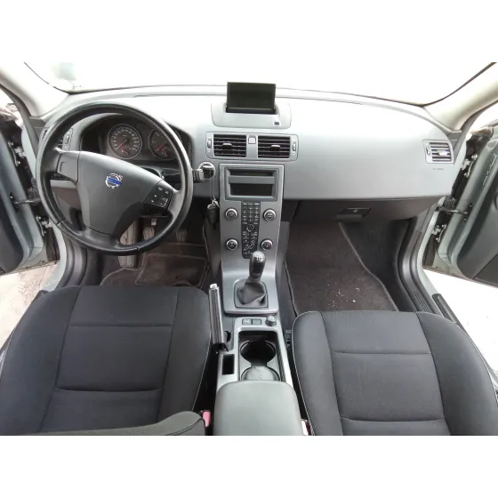 VOLVO S40 BERLINA '2011 1.6 DIESEL CAT PLATA
