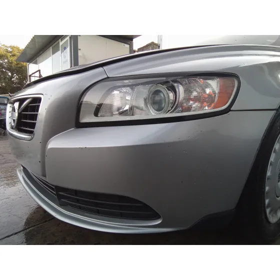 VOLVO S40 BERLINA '2011 1.6 DIESEL CAT PLATA