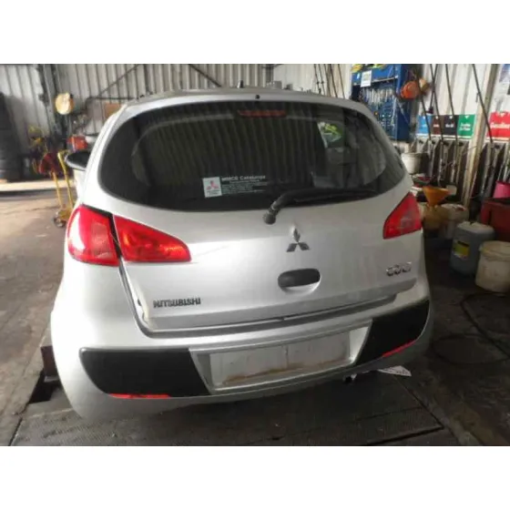 MITSUBISHI COLT BERLINA 3 (Z30) '2008 1.1 CAT PLATA