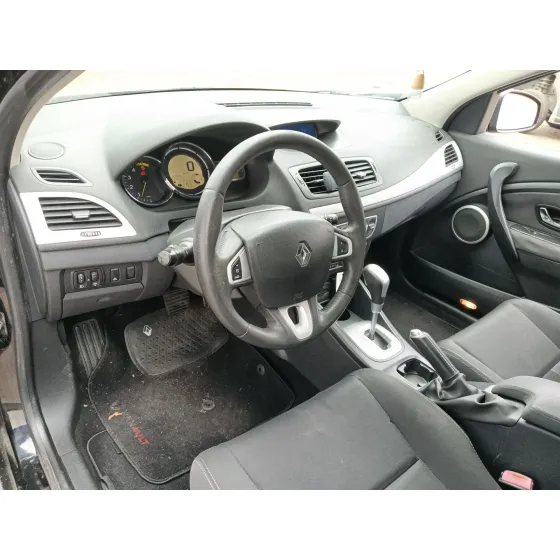 Renault MEGANE III HATCHBACK (BZ0/1_, B3_) 2009