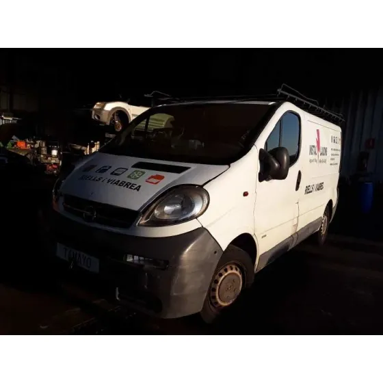 OPEL VIVARO '2001 FURGON 2.7T CORTO BLANCO