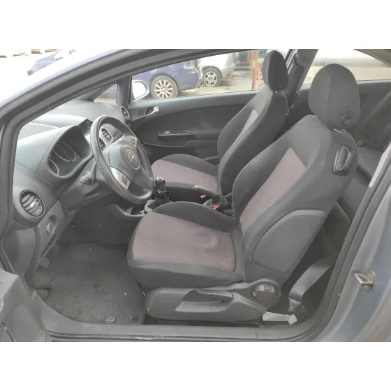 OPEL CORSA D '2007 1.4 16V PLATA