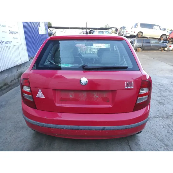 SKODA FABIA (6Y2/6Y3) '2001 1.4 ROJO