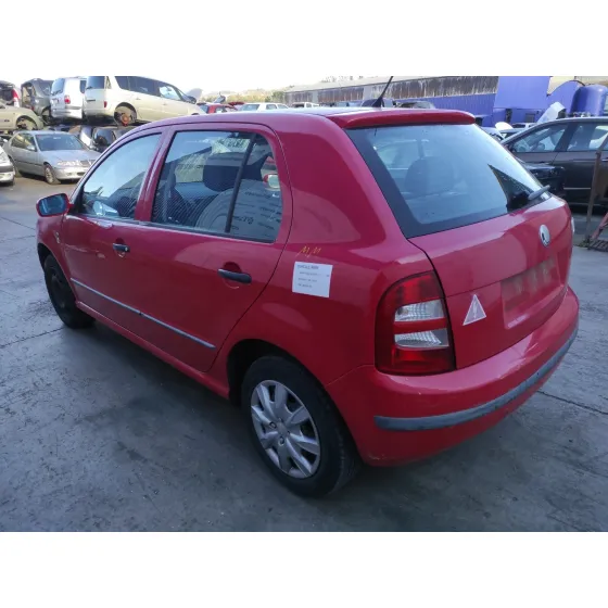 SKODA FABIA (6Y2/6Y3) '2001 1.4 ROJO