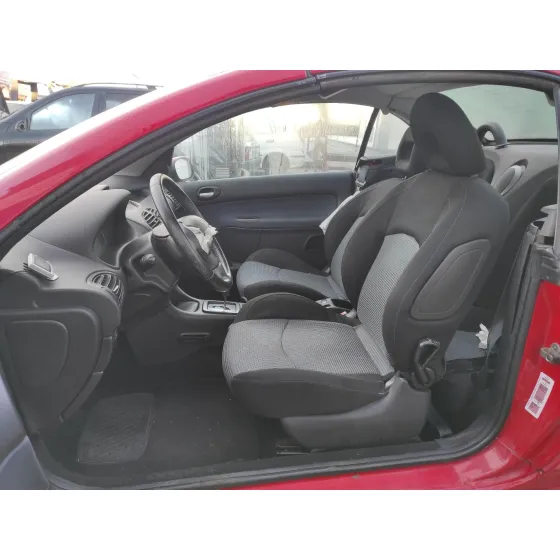 PEUGEOT 206 CC '2006 * ROJO