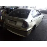 BMW SERIE 3 COMPACT (E46) BMW SERIE 3 COMPACT (E46) '2002 * DORADO 2001