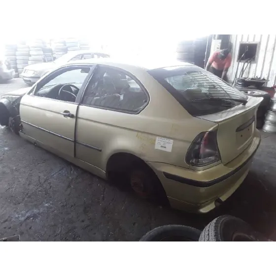 BMW SERIE 3 COMPACT (E46) '2002 * DORADO