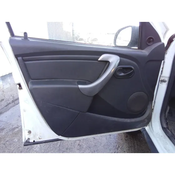 DACIA DUSTER '2012 1.5 DCI DIESEL FAP CAT POLICIA