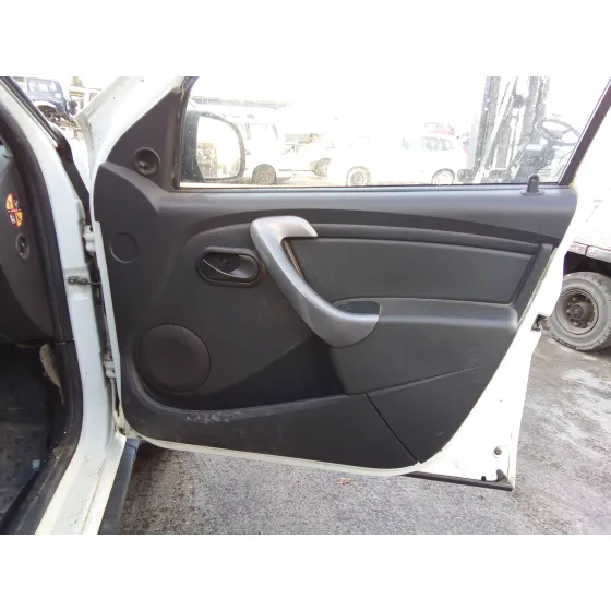 DACIA DUSTER '2012 1.5 DCI DIESEL FAP CAT POLICIA