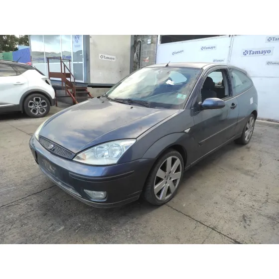 FORD FOCUS BERLINA (CAK) '2004 * GRIS OSCURO