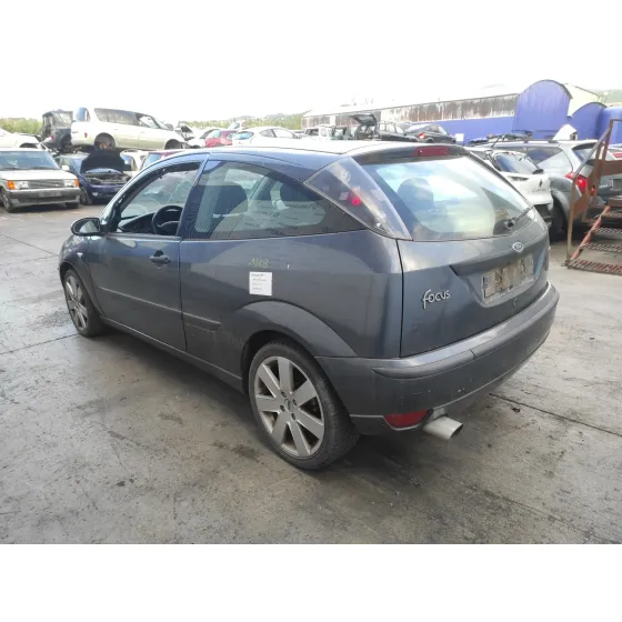 FORD FOCUS BERLINA (CAK) '2004 * GRIS OSCURO