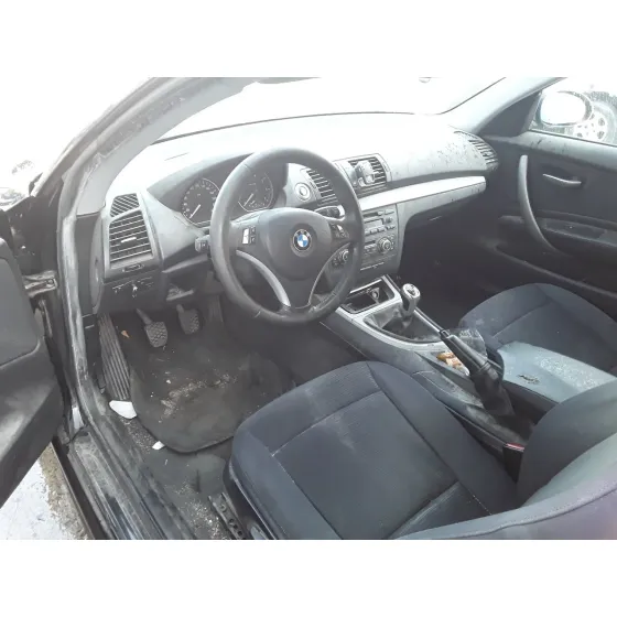 BMW SERIE 1 BERLINA (E81/E87) '2008 2.0 16V NEGRO