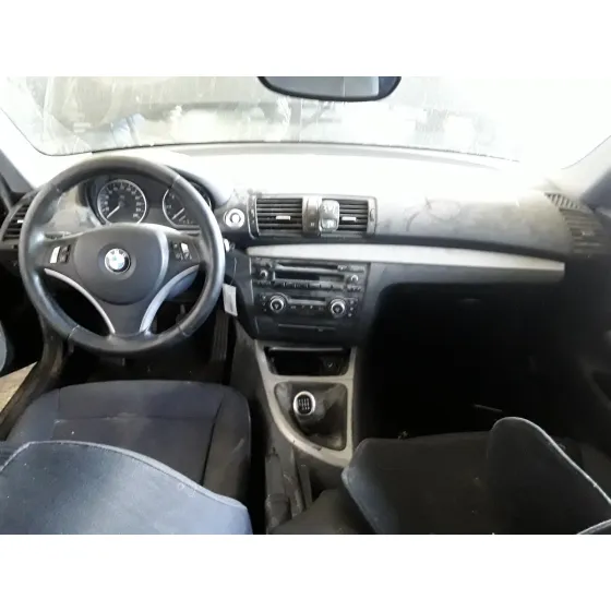 BMW SERIE 1 BERLINA (E81/E87) '2008 2.0 16V NEGRO