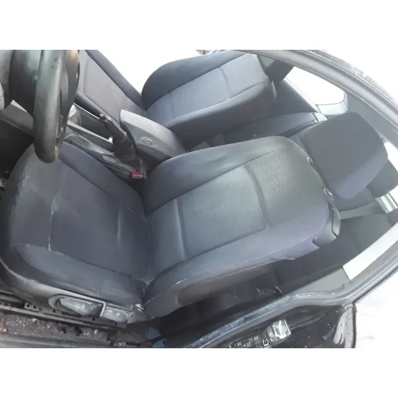 BMW SERIE 1 BERLINA (E81/E87) '2008 2.0 16V NEGRO