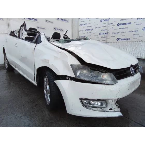 VOLKSWAGEN POLO (6R1) '2013 1.6 TDI BLANCO