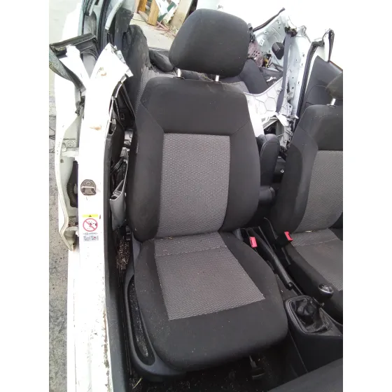 VOLKSWAGEN POLO (6R1) '2013 1.6 TDI BLANCO