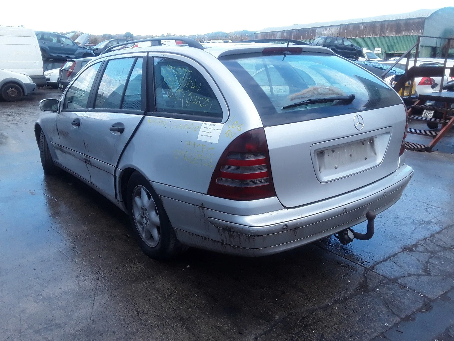 MERCEDES CLASE C (W203) BERLINA '2003 2.7 CDI 20V CAT PLATA