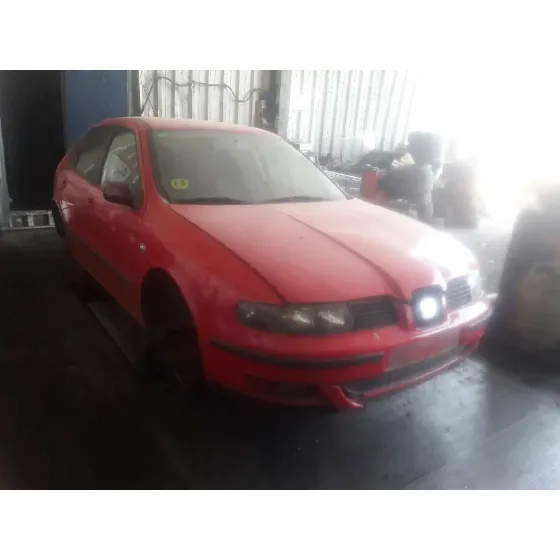 SEAT LEON (1M1) '2002 1.6 16V ROJO