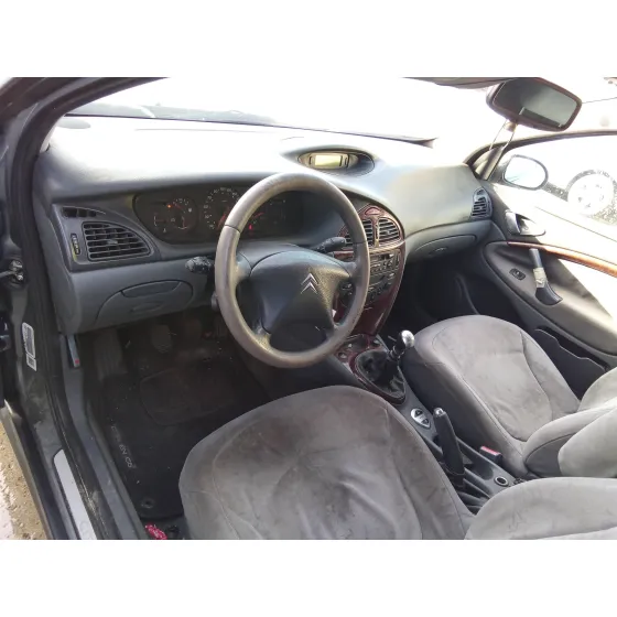 CITROEN C5 BERLINA '2002 2.0 HDI GRIS OSCURO