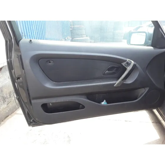 BMW SERIE 3 COMPACT (E46) '2003 * NEGRO