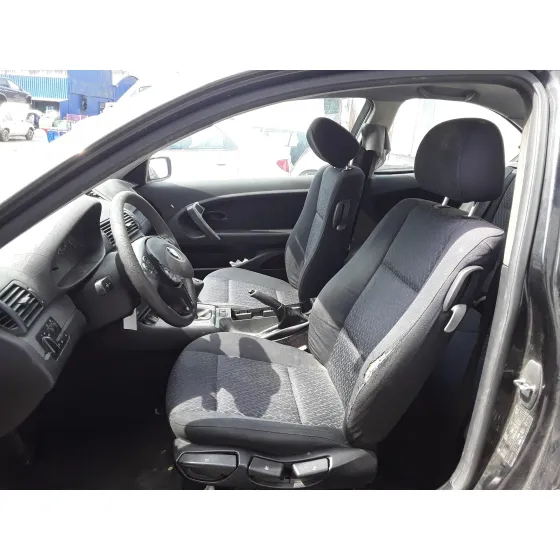 BMW SERIE 3 COMPACT (E46) '2003 * NEGRO