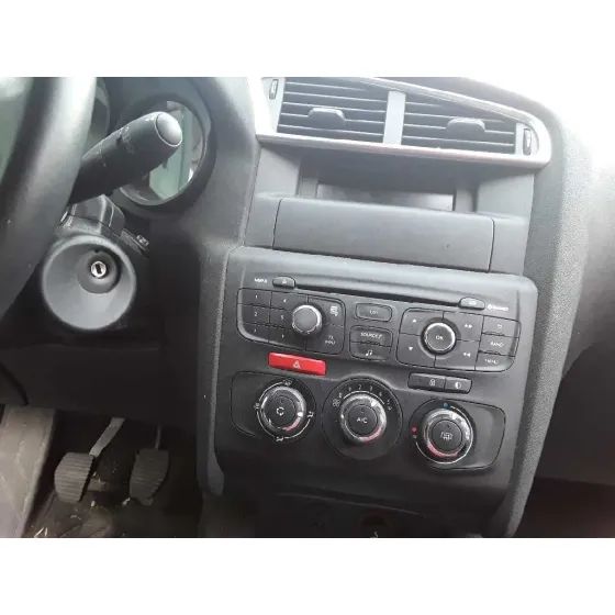CITROEN C4 LIM. '2016 LIVE EDITION BLANCO