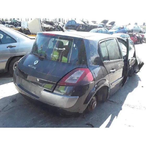 RENAULT MEGANE II BERLINA 5P '2004 * NEGRO