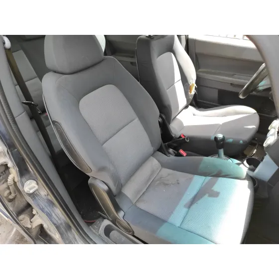 MITSUBISHI COLT BERLINA 5 (Z30A) '2005 1.1 CAT NEGRO