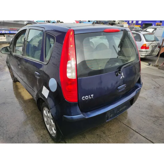MITSUBISHI COLT BERLINA 5 (Z30A) '2005 1.1 CAT NEGRO