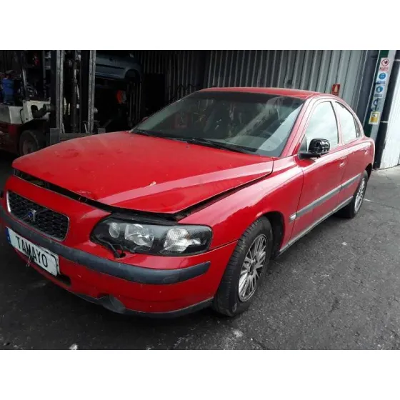 VOLVO S60 BERLINA '2004 D5 ROJO