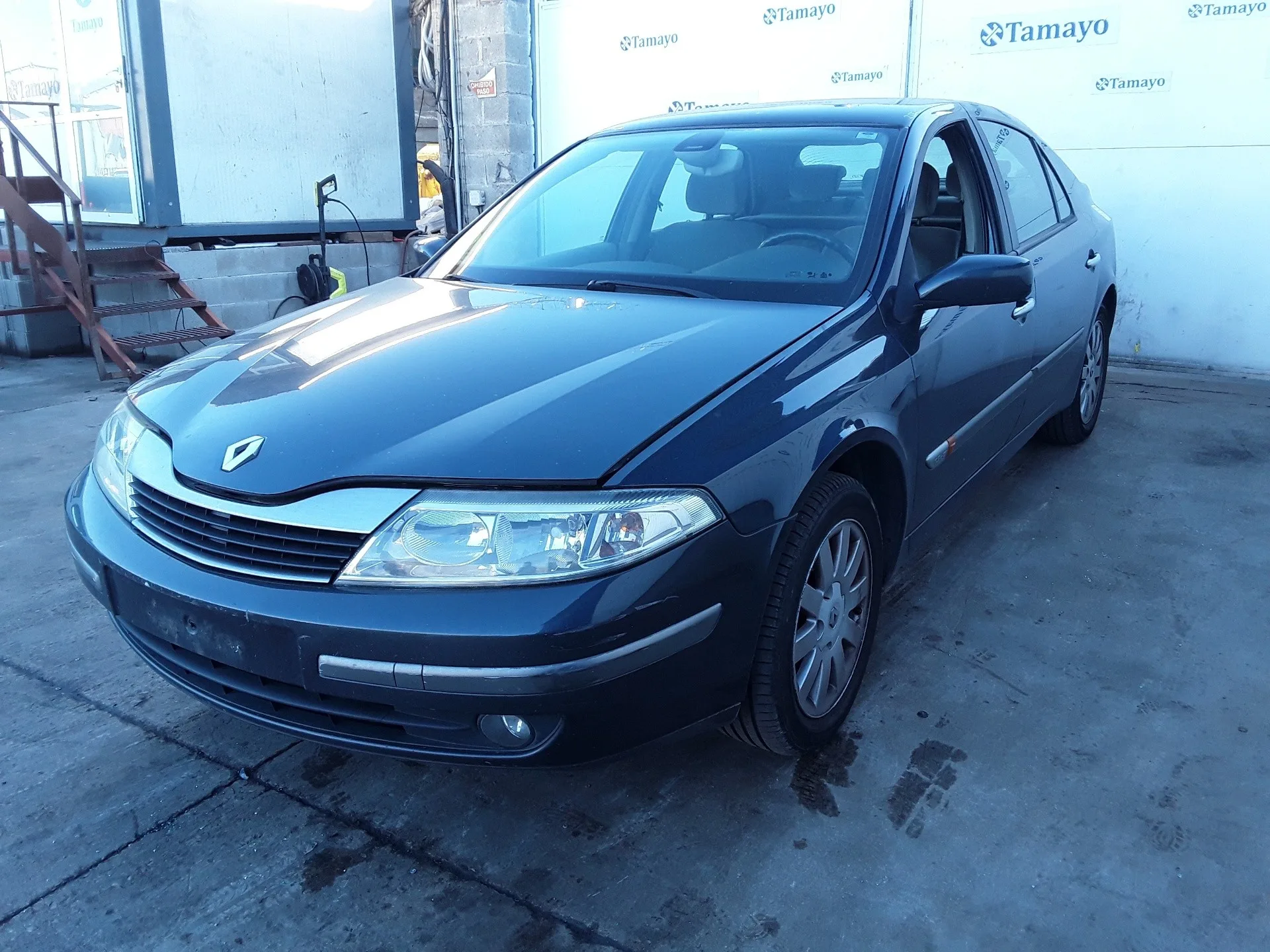 RENAULT LAGUNA II (BG0) RENAULT LAGUNA II (BG0) '2001 1.8 CAT LILA METALIZADO 2001