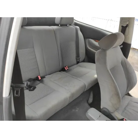 SEAT IBIZA (6L1) '2003 1.4 16V GRIS