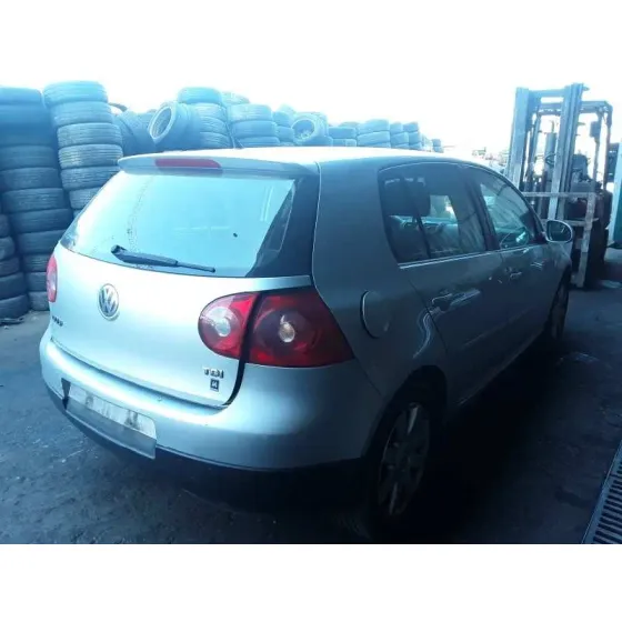 VOLKSWAGEN GOLF V BERLINA (1K1) '2005 1.9 TDI PLATA